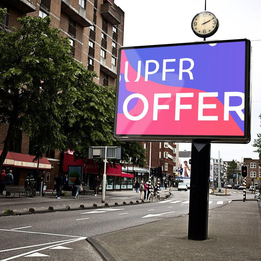 户外巨幅横版海报场景样机 (3)