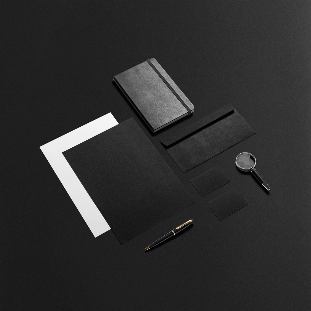 黑色调企业高档vi样机模板