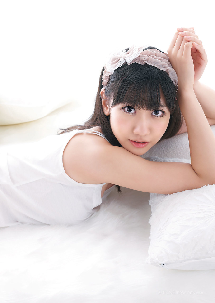 日本清纯女孩床照