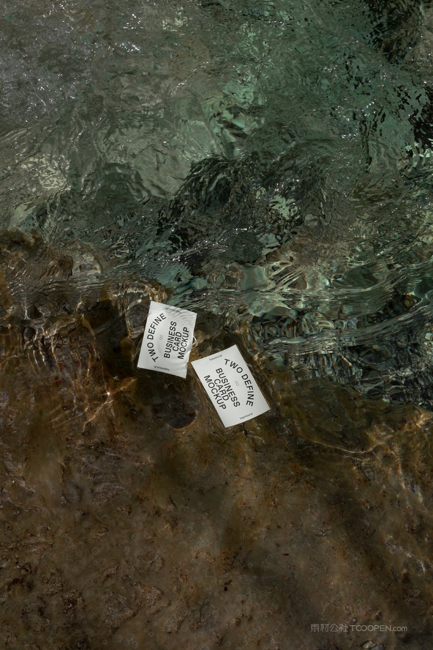 水面漂浮单页海报名片设计效果图展示psd贴图样机 (4)