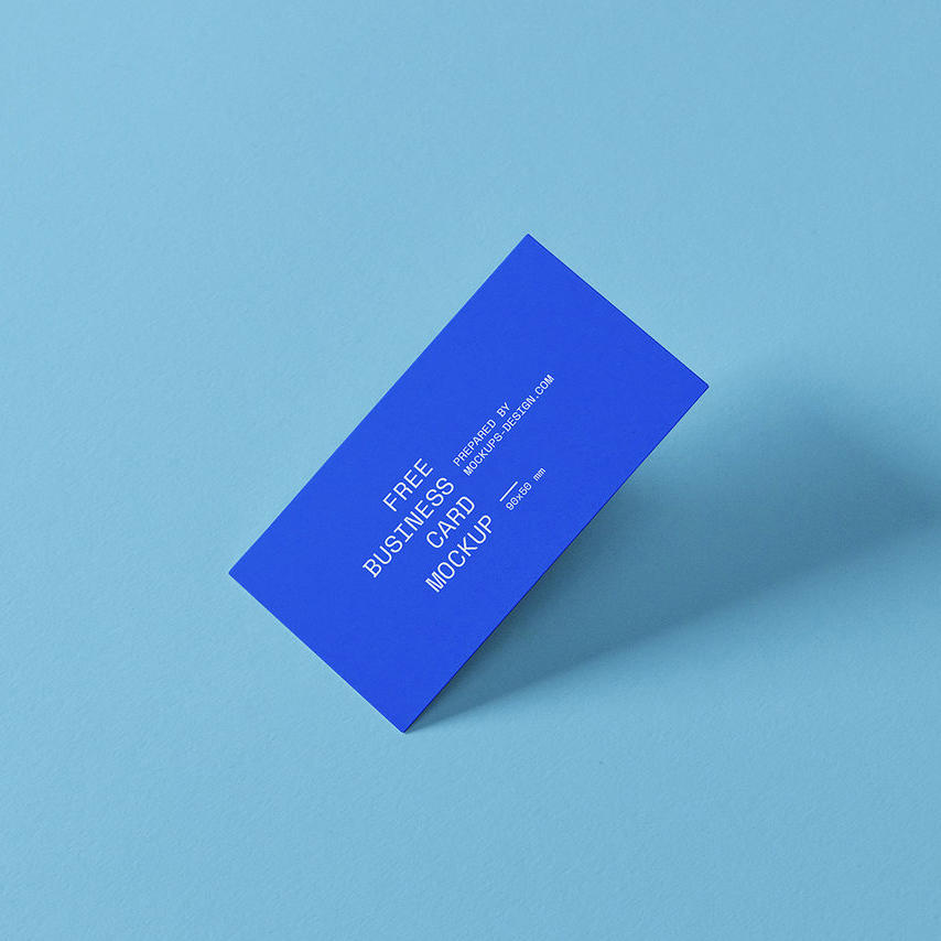 倾斜的名片贴图样机