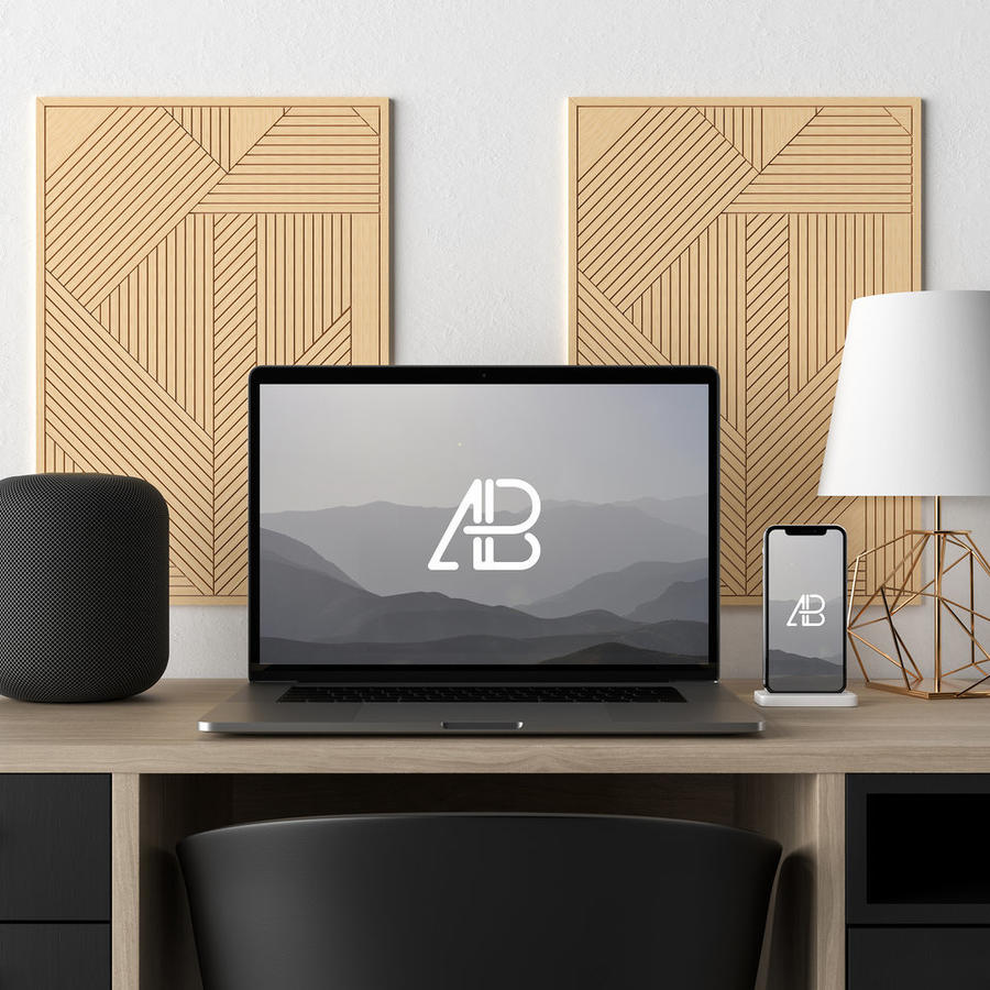 书桌上的笔记本电脑样机和手机样机 macbook pro 和 iphone x 桌面样机