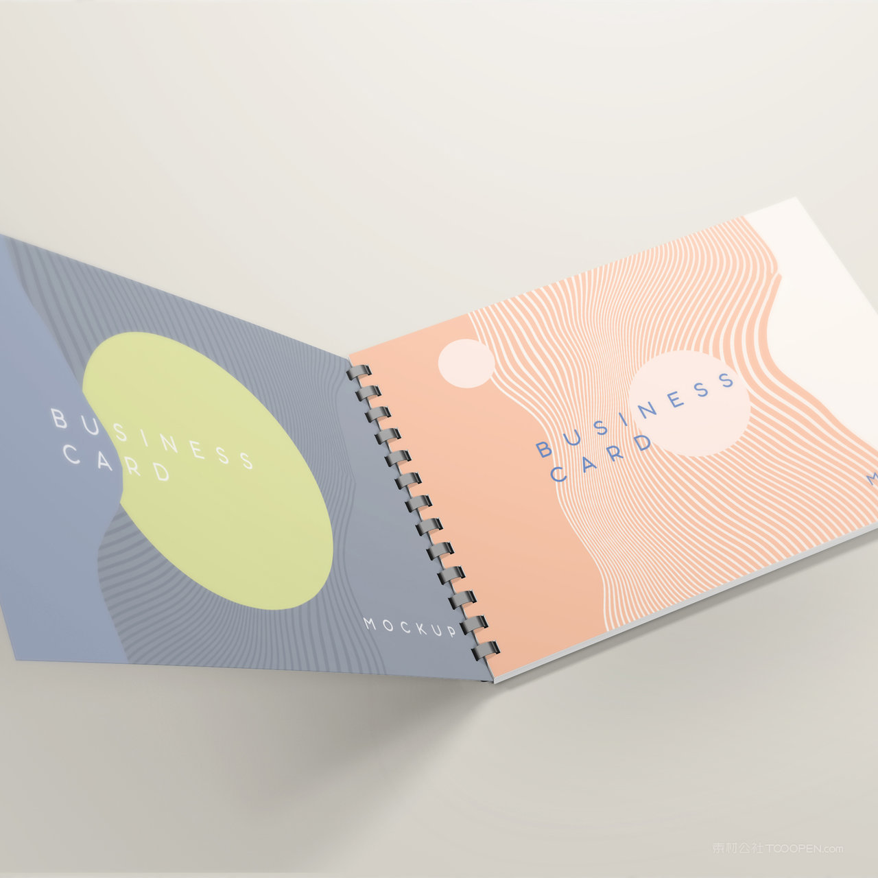 打开的本子书籍画册贴图样机