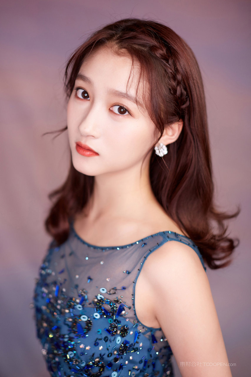 超好看的国内女明星写真关晓彤图片大全