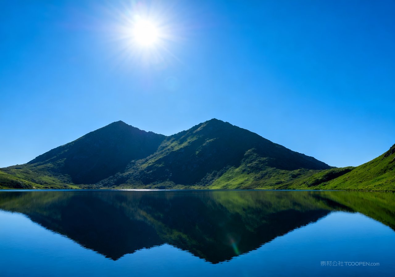 山水山峰天空风景湖泊唯美群山