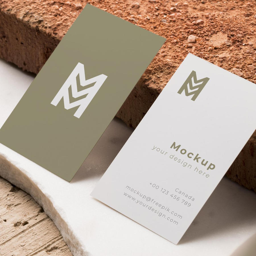 轻奢白色名片光影场景样机