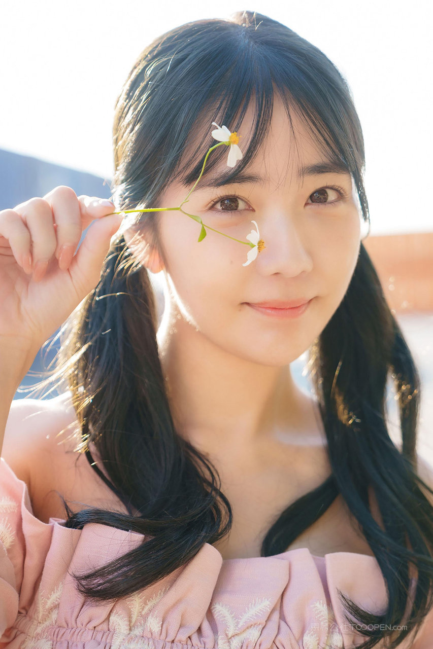 日本双马尾女孩图片