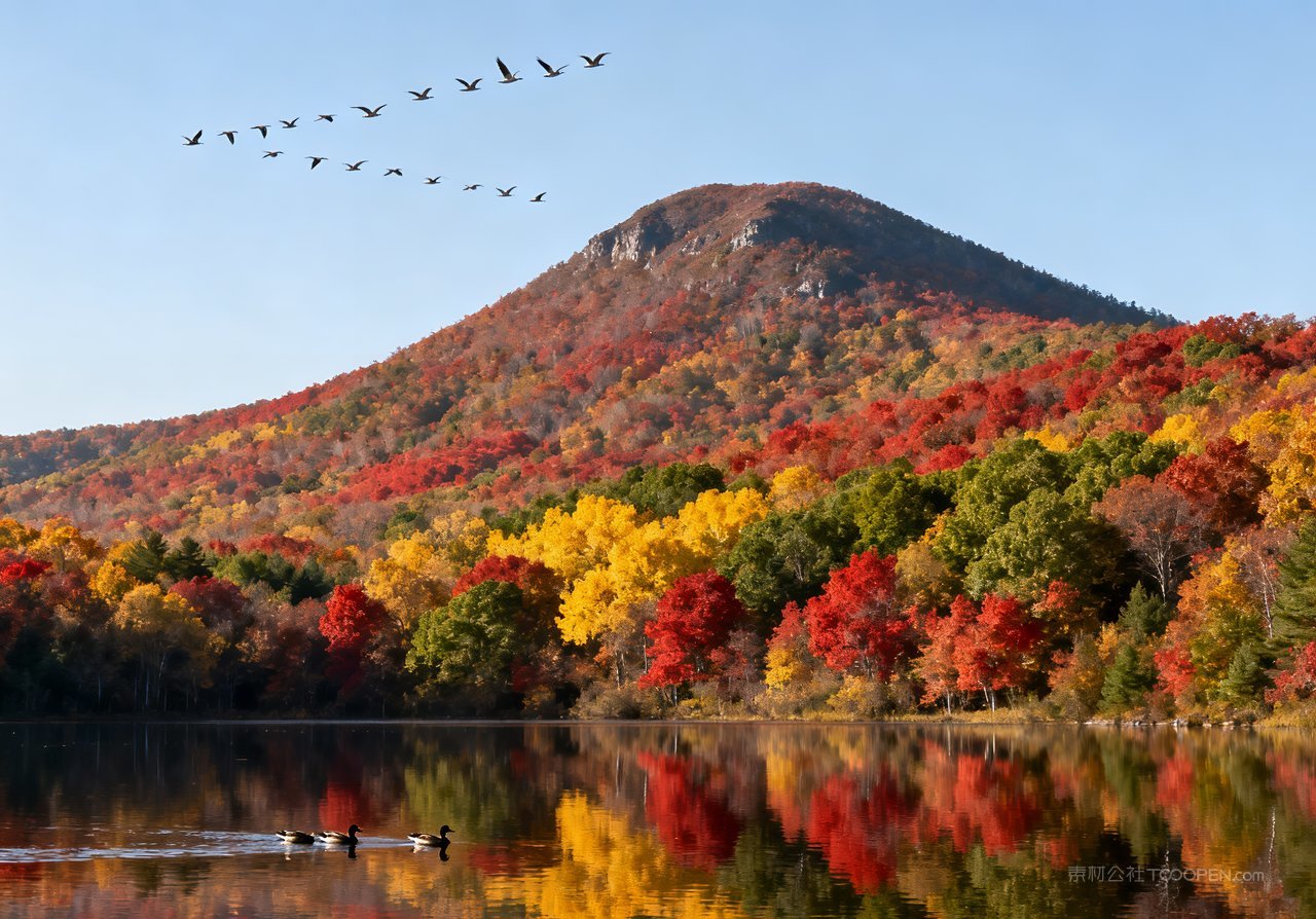 山峰唯美湖泊青山意境山水天空秋季