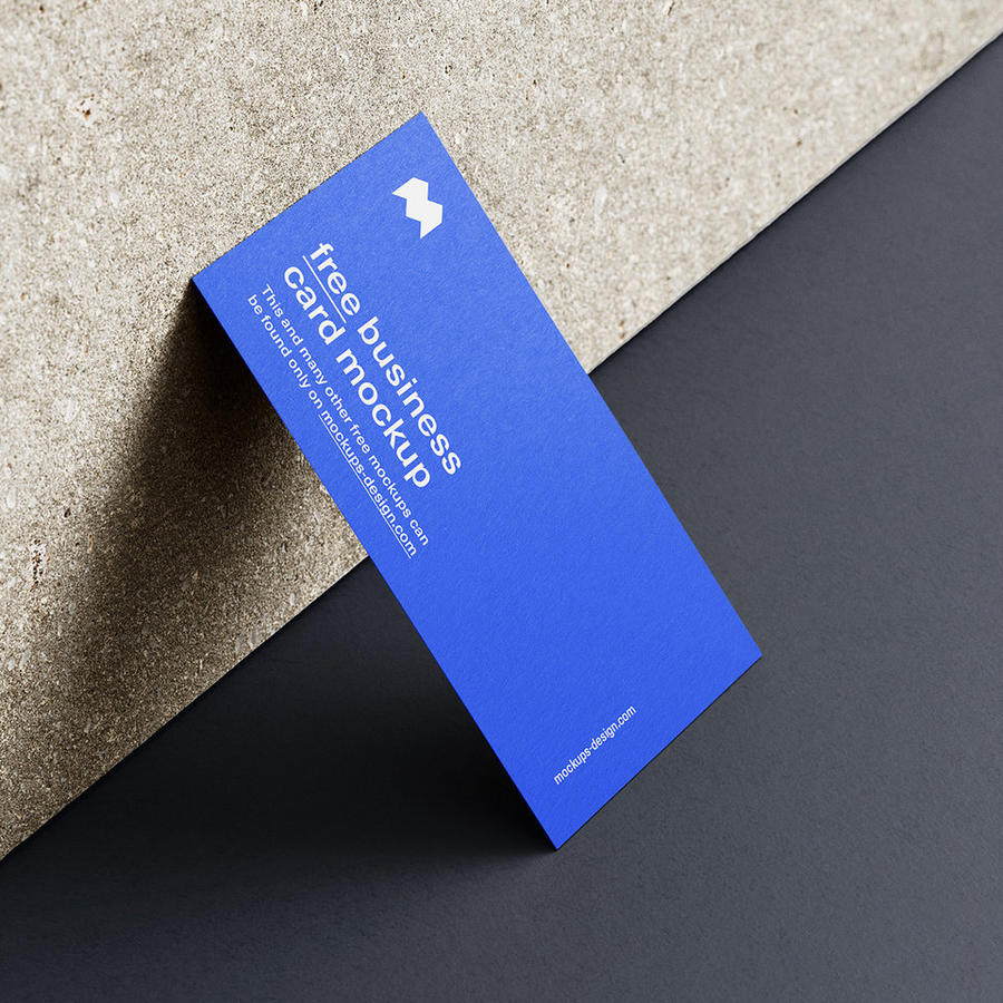 靠墙的名片样机