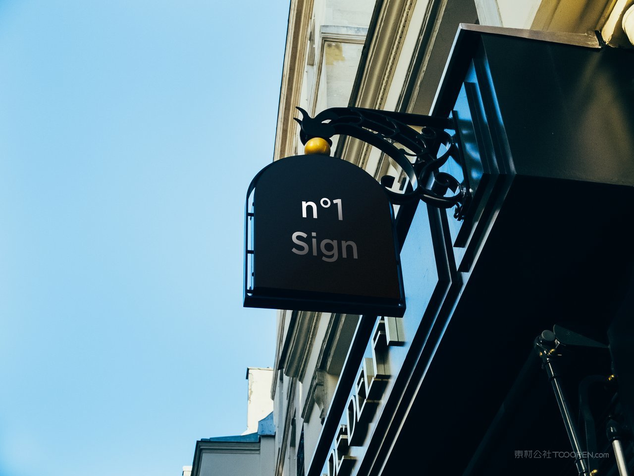 门头引导旗智能贴图样机  (8)