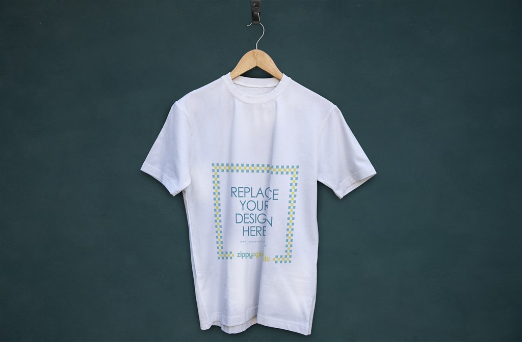 圆领T恤样机模板