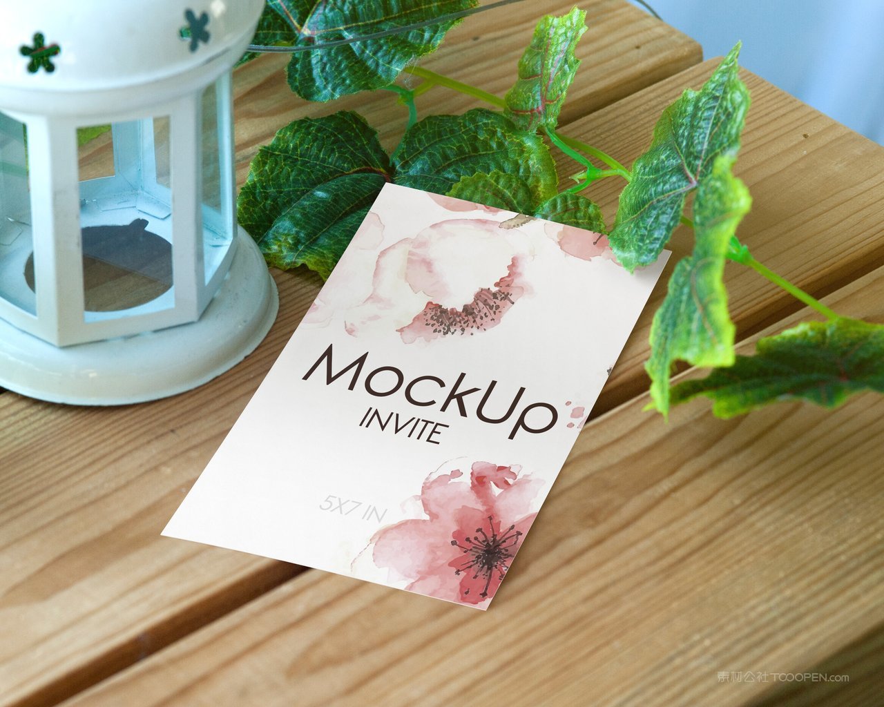 邀请函请贴折页场景样机 (13)