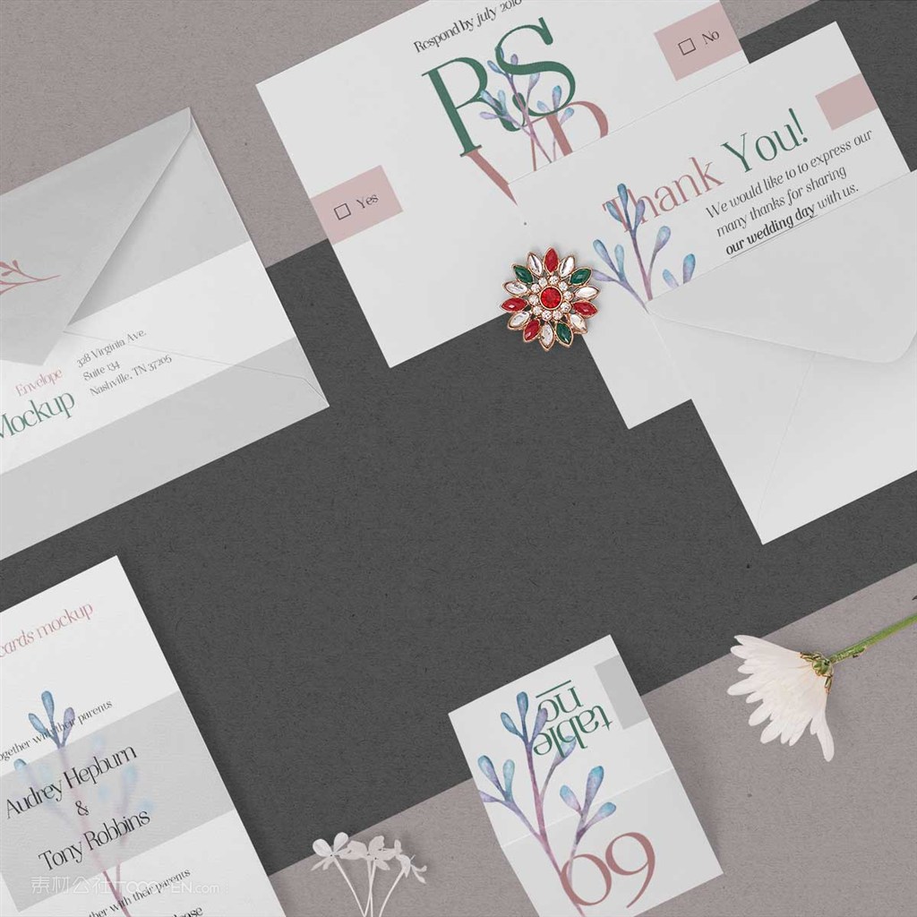 时尚女性用品品牌vi样机素材