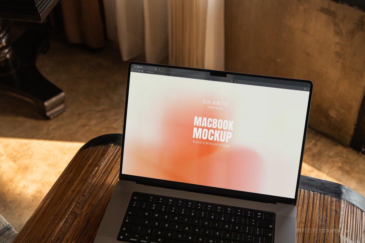 笔记本电脑样机