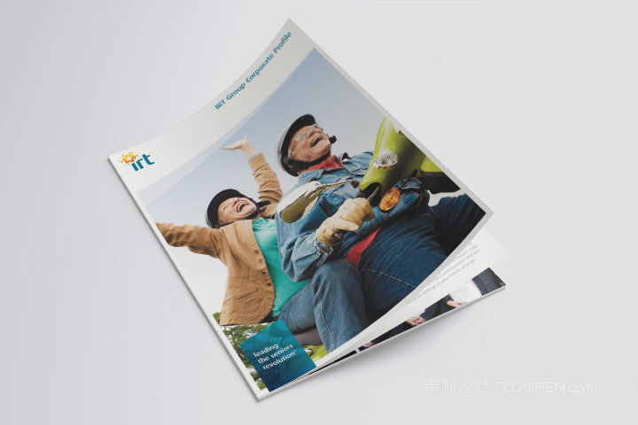 生活杂志骑马钉画册样机 (13)