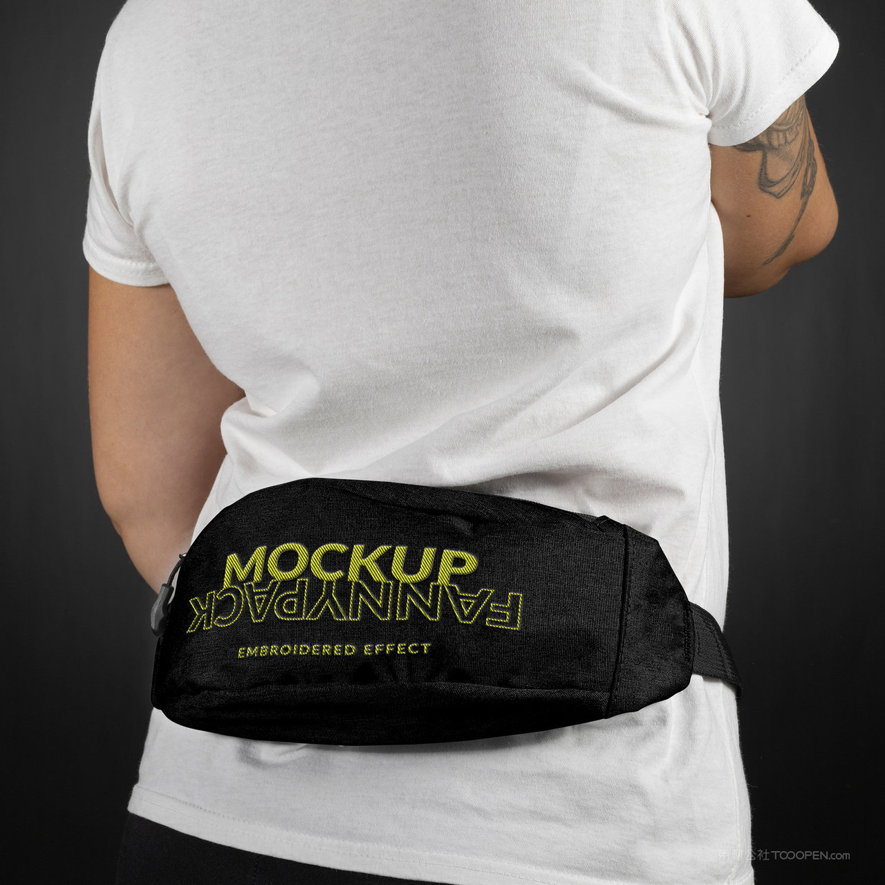 潮流斜挎包单肩包腰包贴图样机