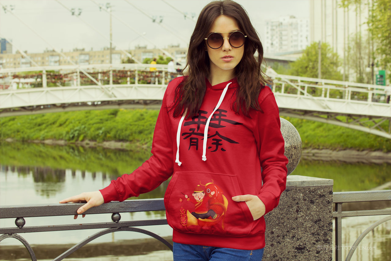 红色卫衣年年有余国潮文创样机