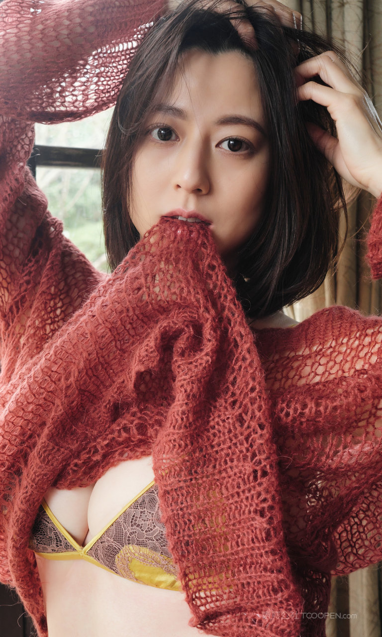 伊人春色美女诱惑图片