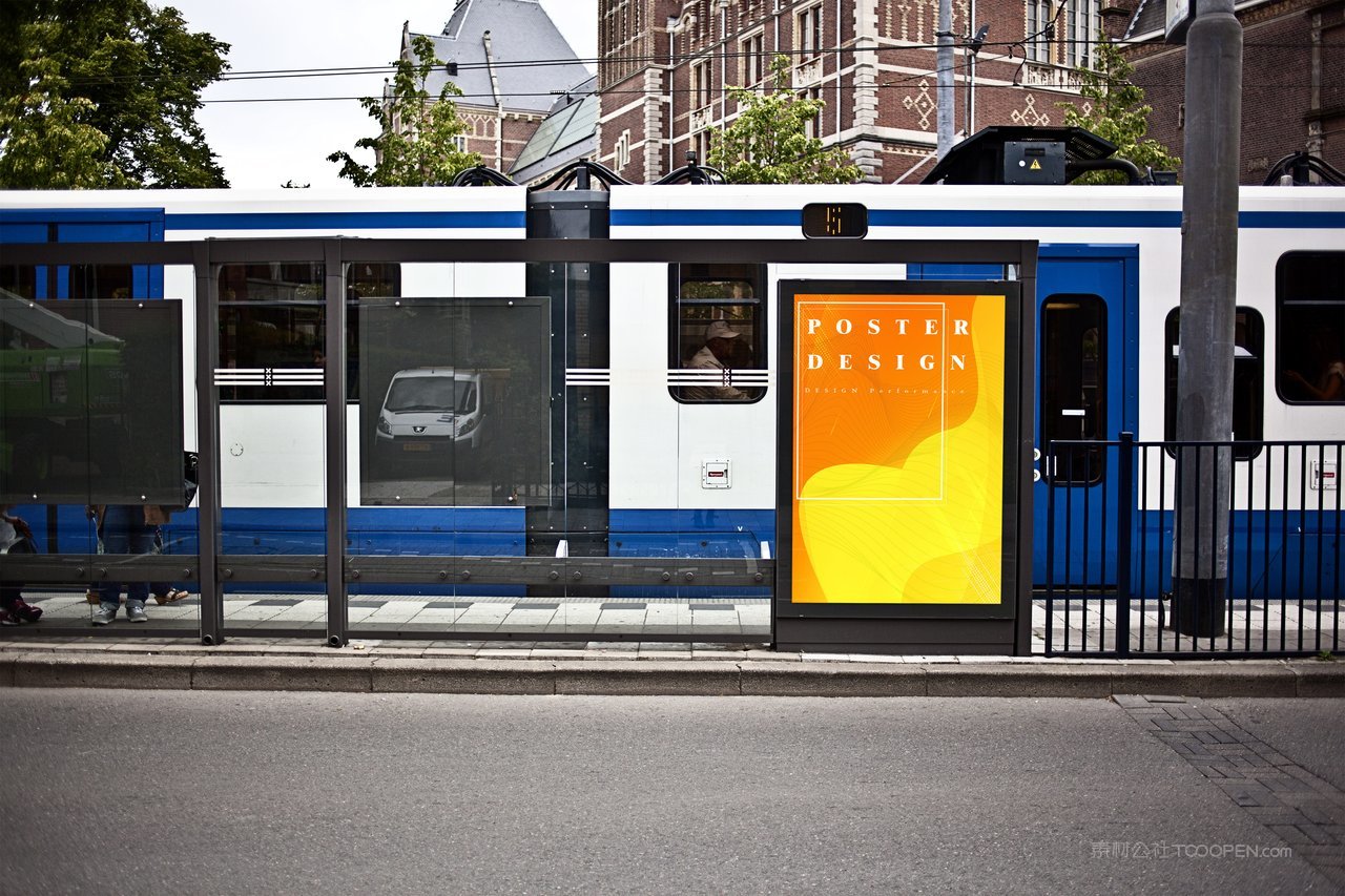 户外公交车站海报场景样机 (7)