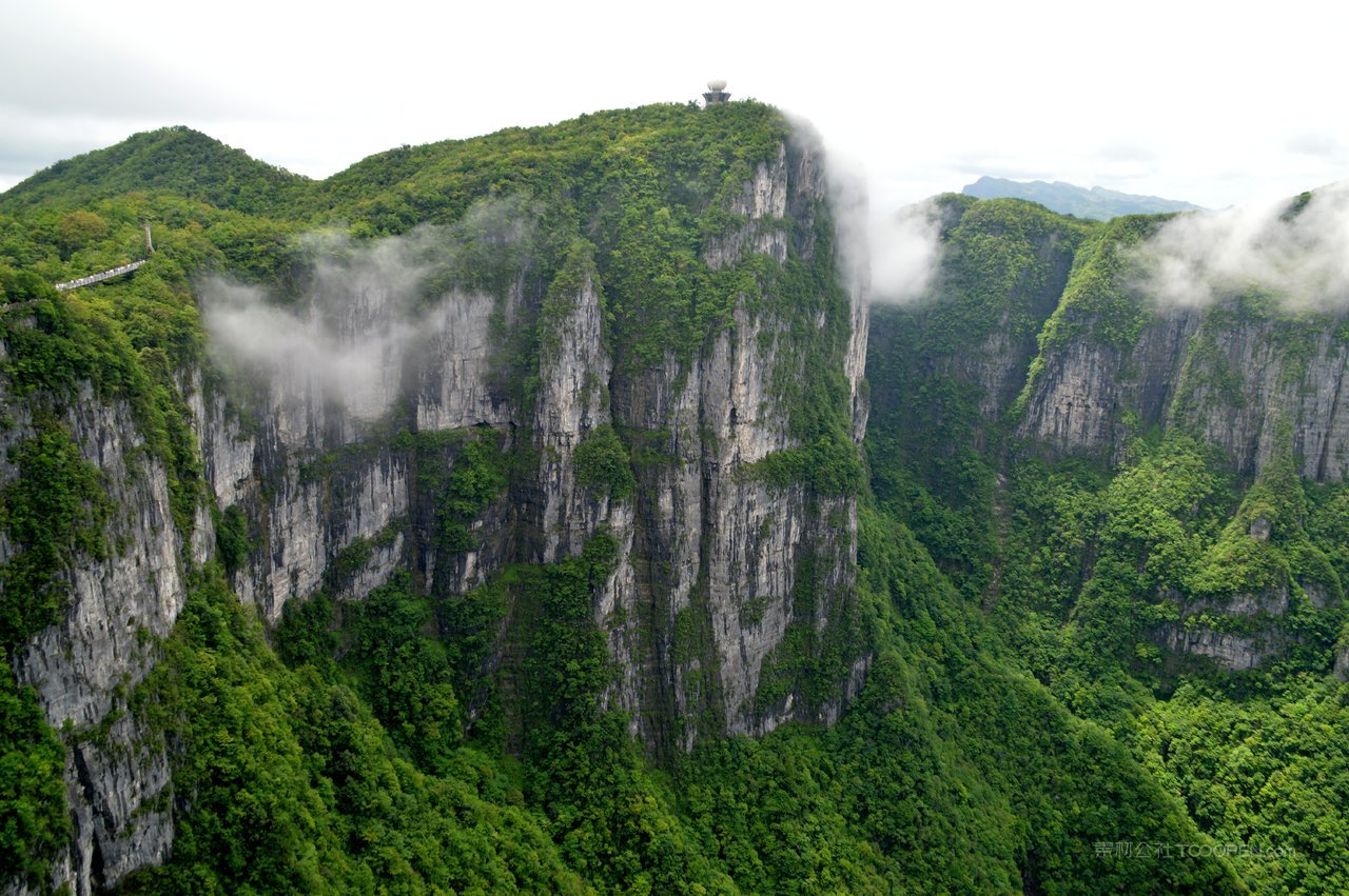 张家界天门山风光