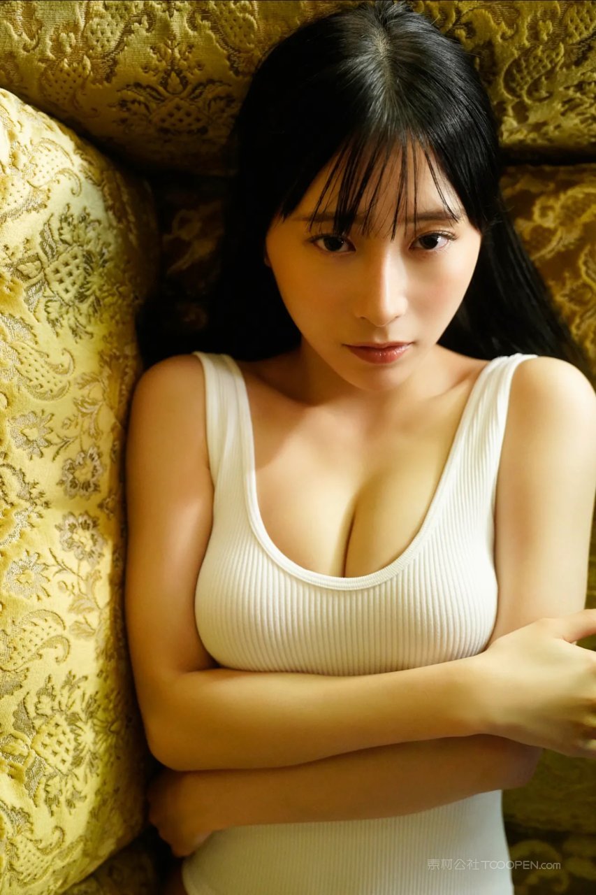 日本大胸美女图片