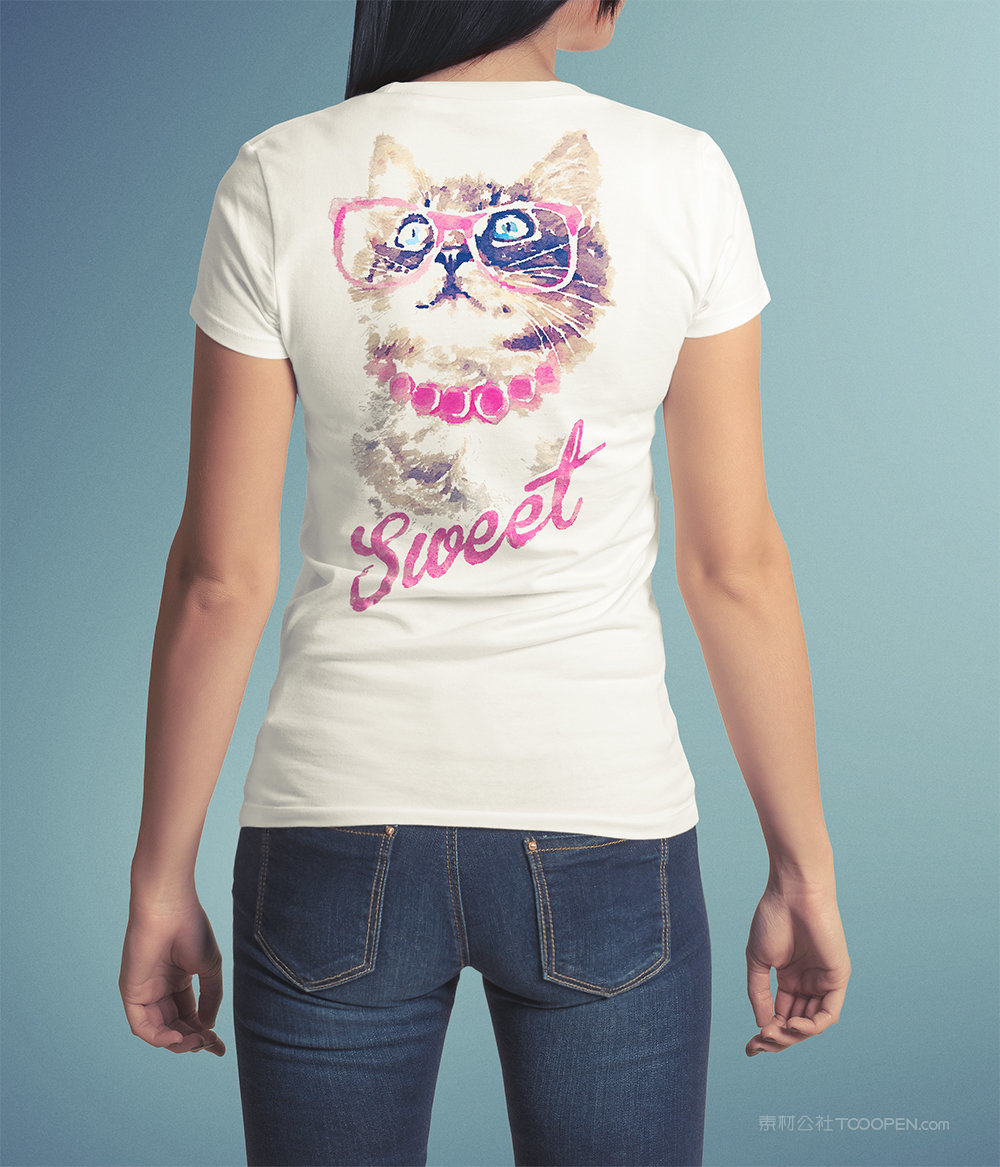 经典简约t恤样机