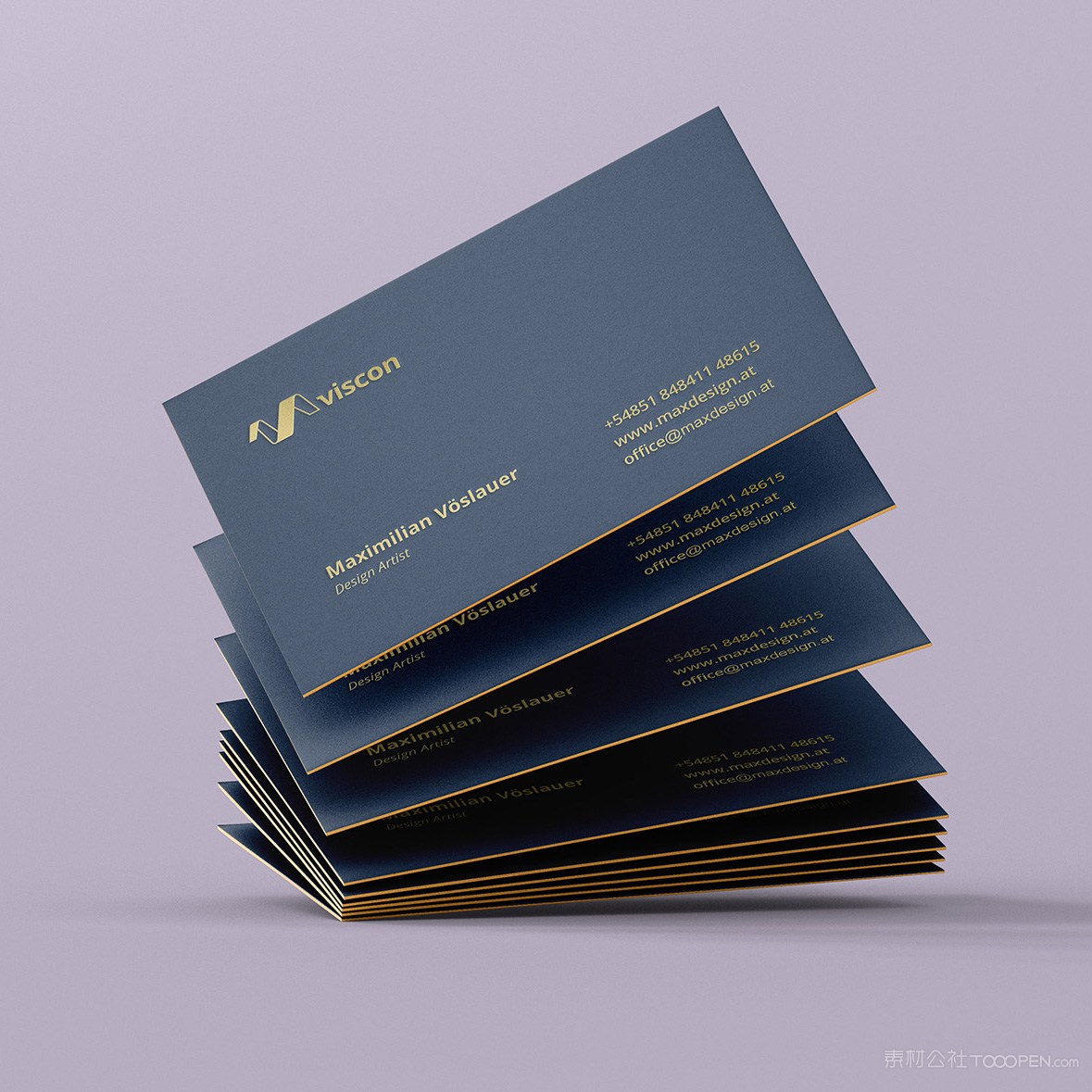 一叠高端名片贴图样机