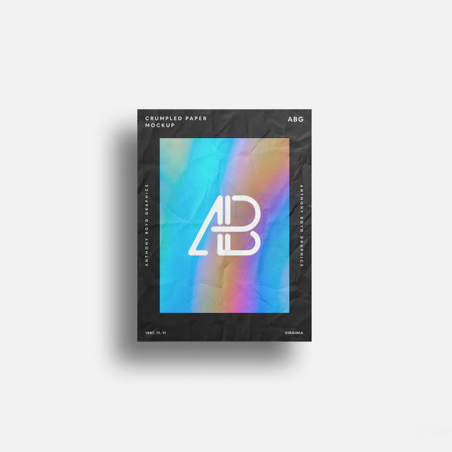 皱巴巴的海报样机