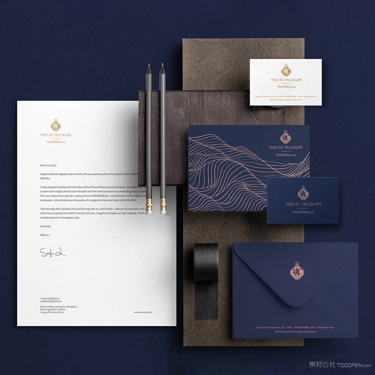 男士服装品牌vi信封名片文档样机