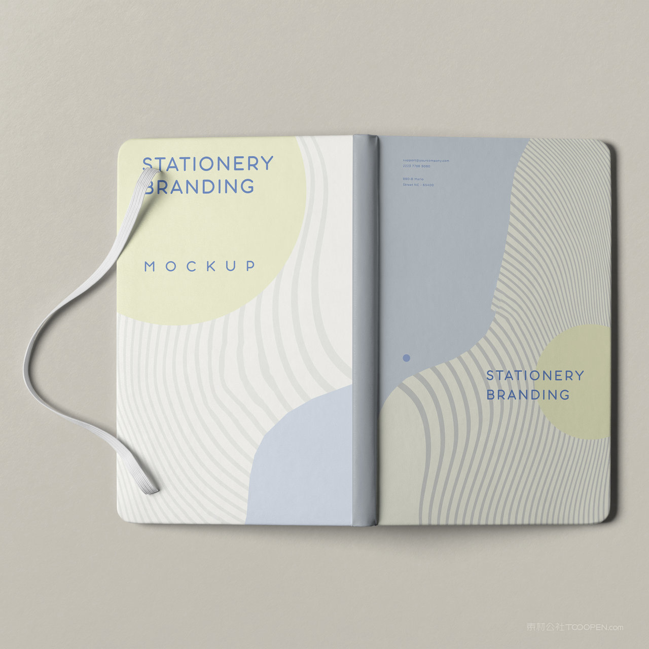 打开的笔记本书籍画册封面封底贴图样机