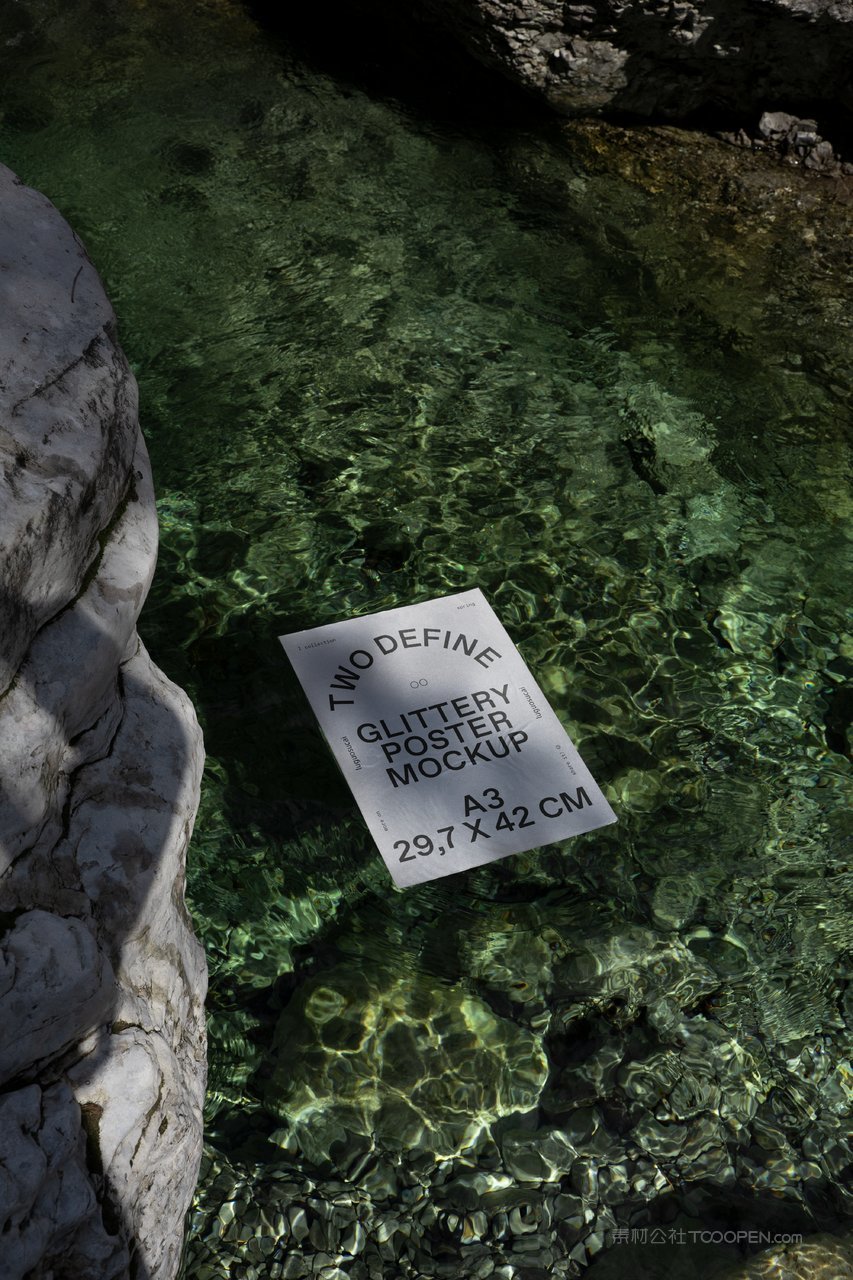 水面漂浮单页海报名片设计效果图展示psd贴图样机 (2)