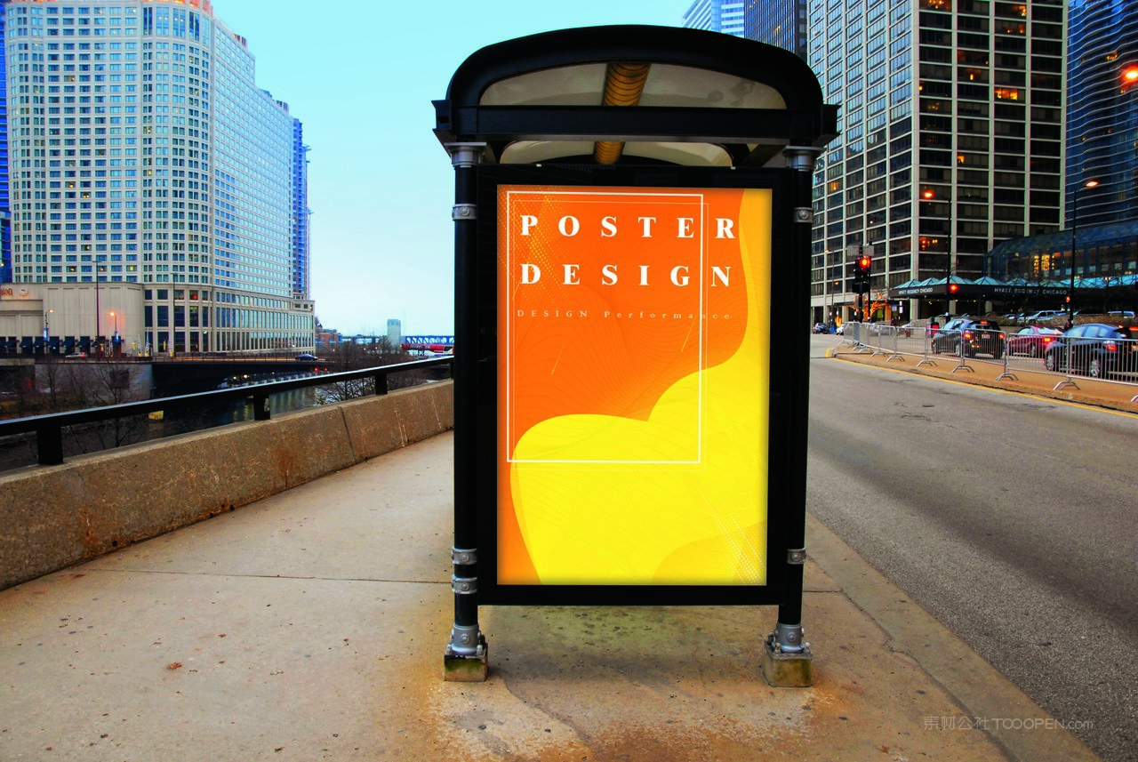 户外灯箱海报场景样机 (41)