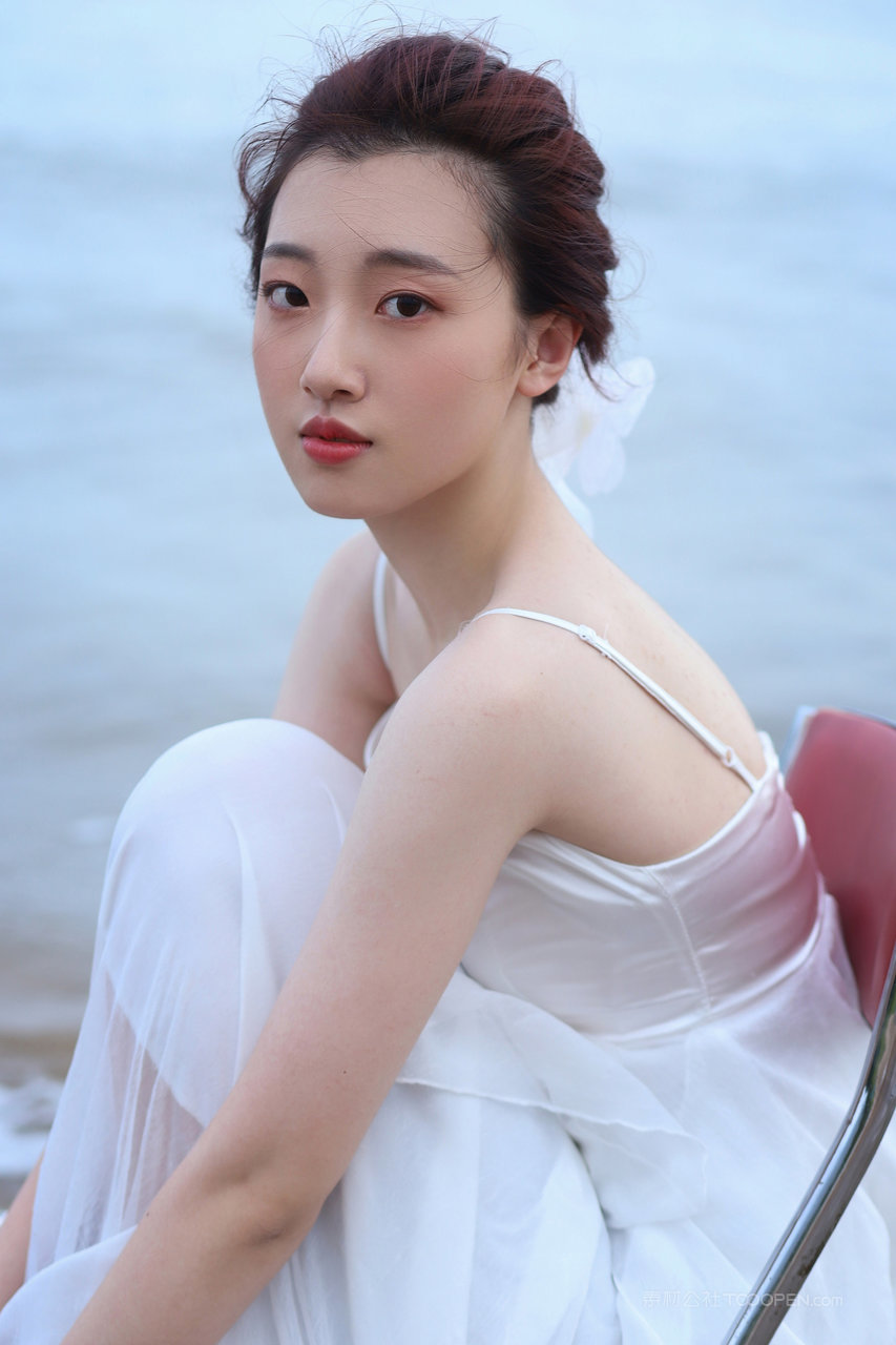 海边美女头像漂亮温柔女生图片合集