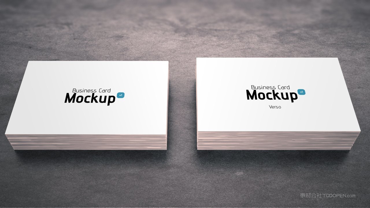 一叠名片放在木质桌面场景贴图样机 (3)