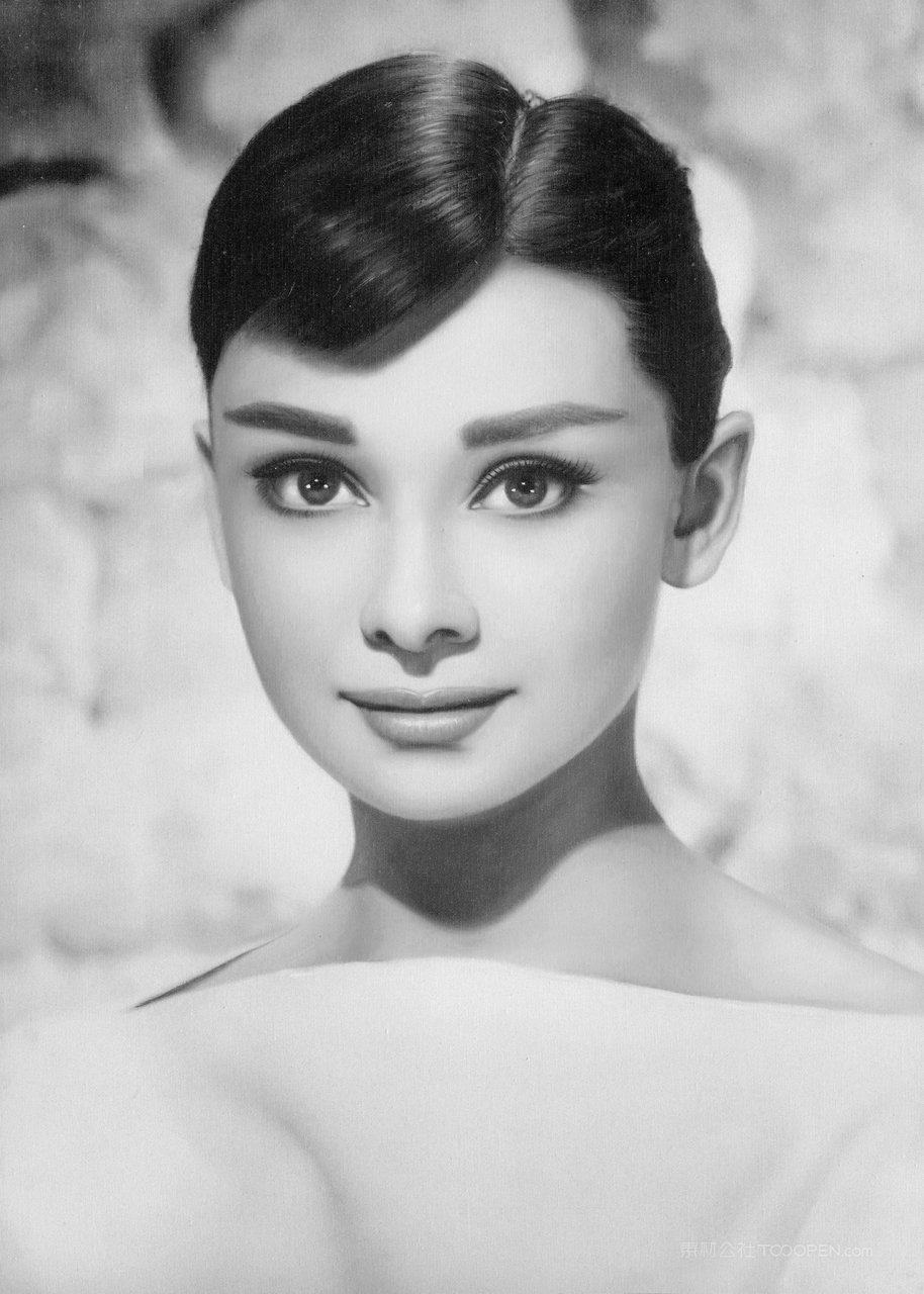 奥黛丽赫本黑白艺术照