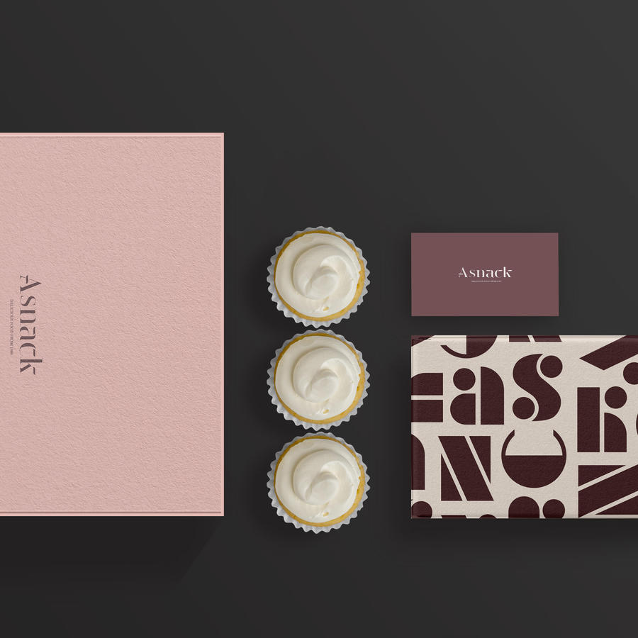 甜品店VI蛋糕包装盒名片贴图样机