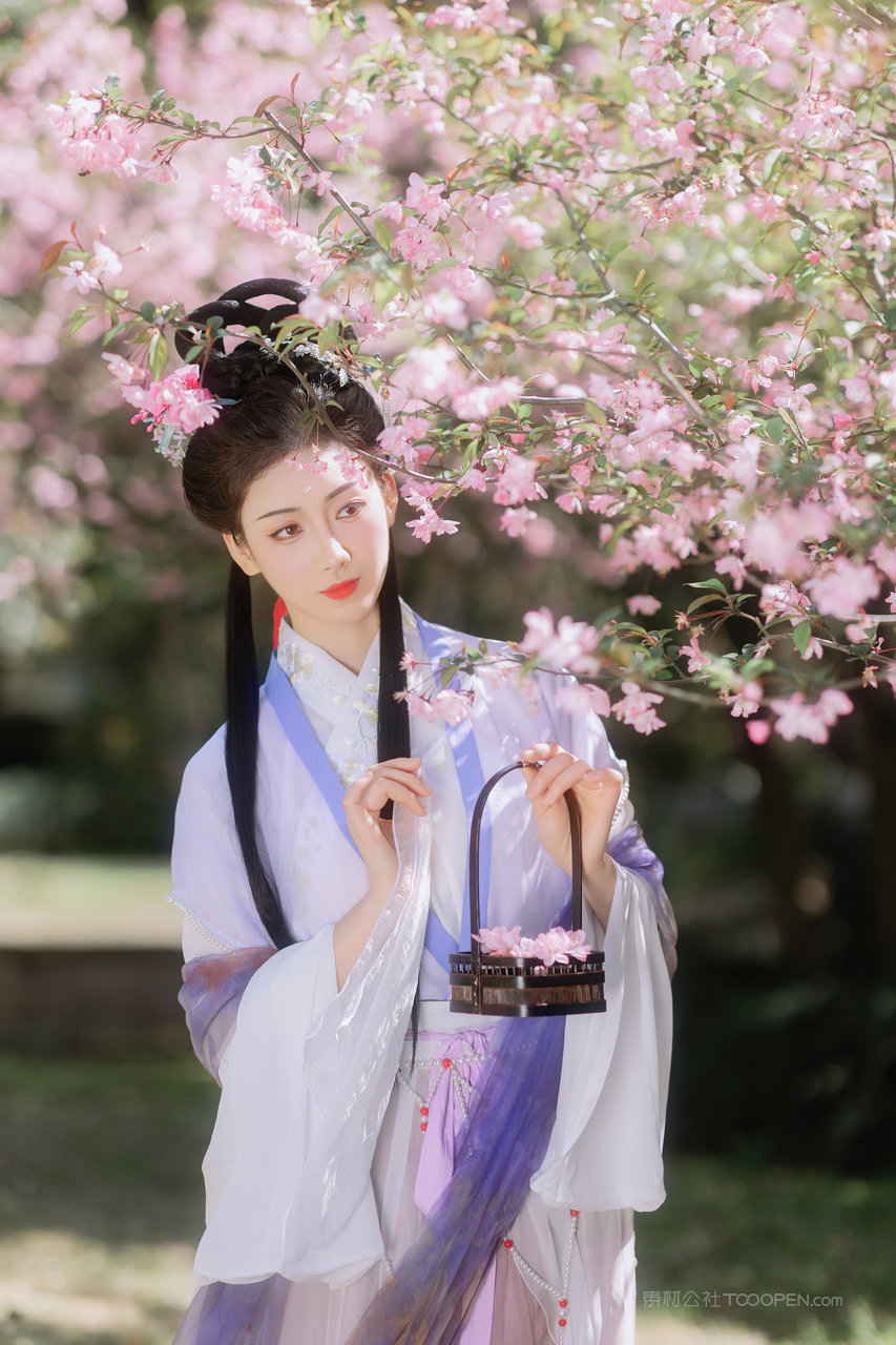 国潮古风汉服美女图片