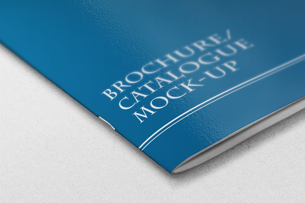 stationery竖版骑马钉画册样机 (1)