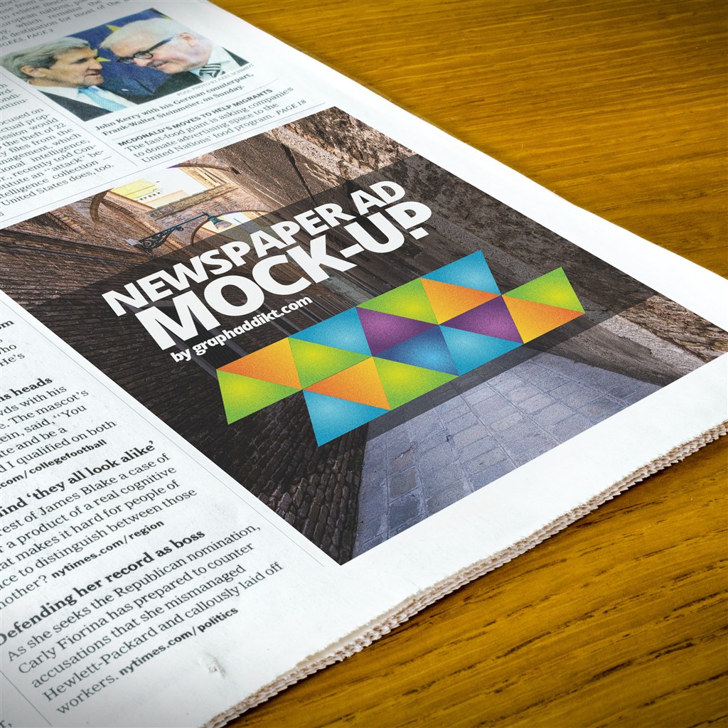 报纸贴图样机