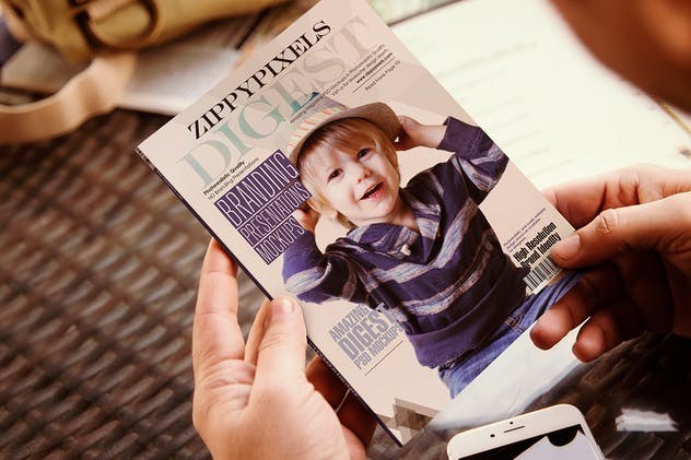 总计场景杂志样机模版