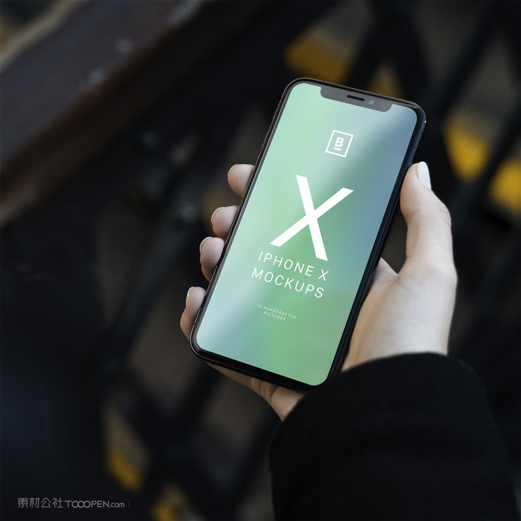 VI设计之手拿苹果手机样机