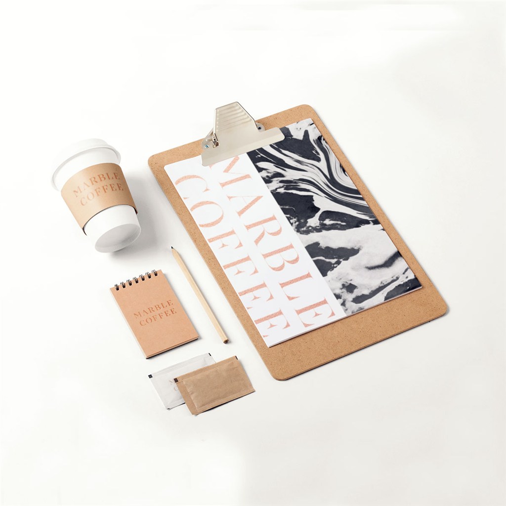 咖啡厅咖啡杯海报样机模板