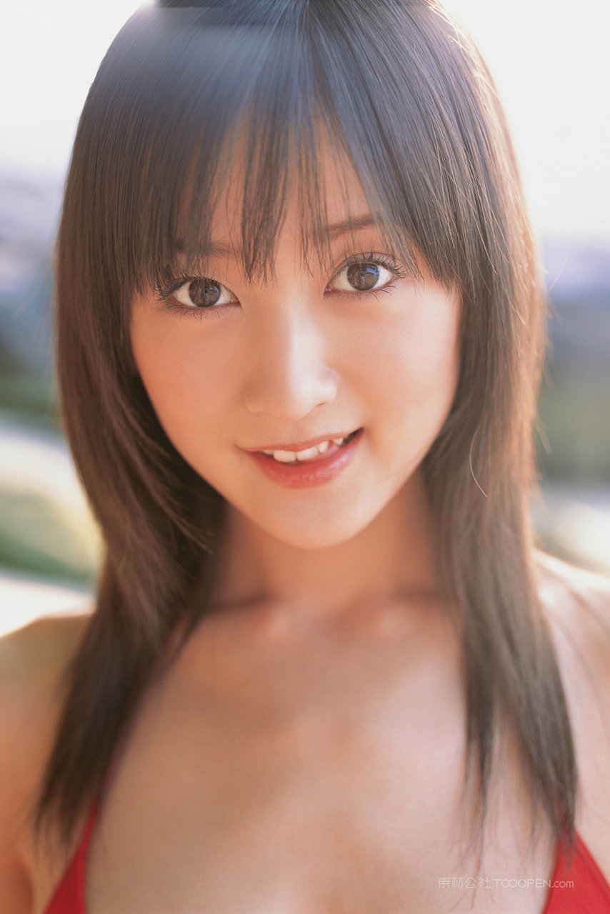 大眼睛日本美女头像高清图片