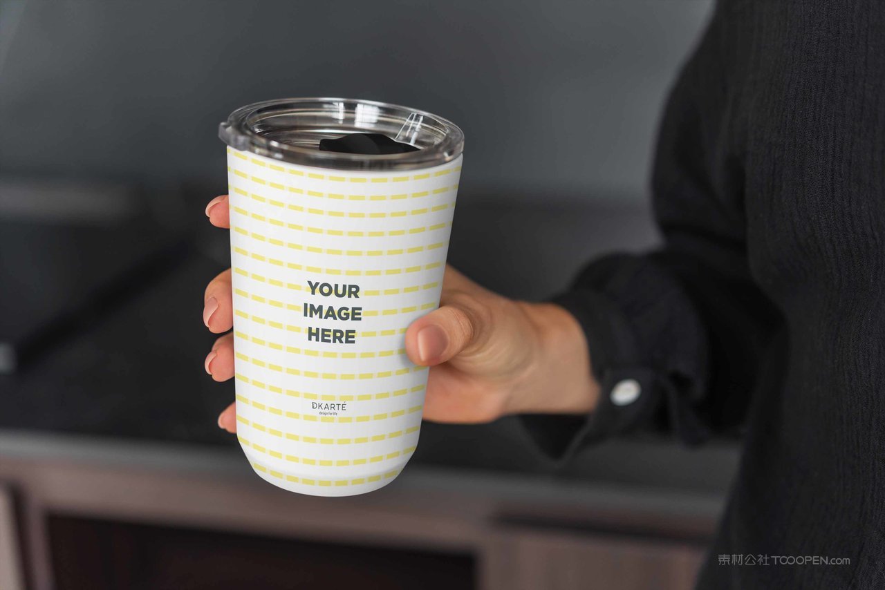 水杯保温杯图场景样机