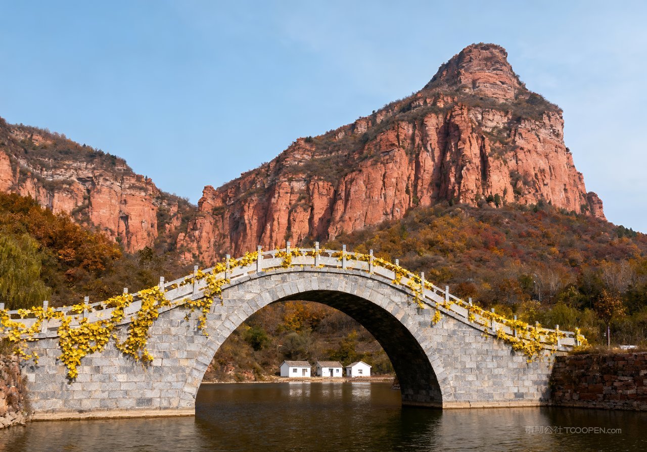 青山秋天湖泊天空意境山峰山水唯美