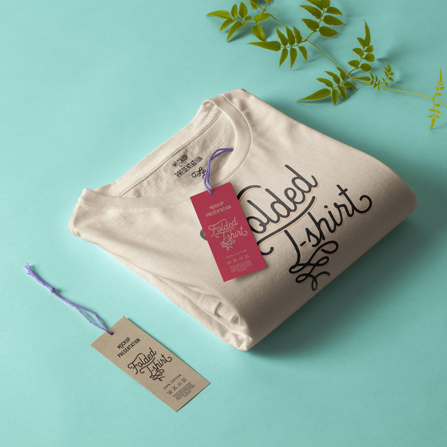 折叠衣服T恤样机效果图服装展示