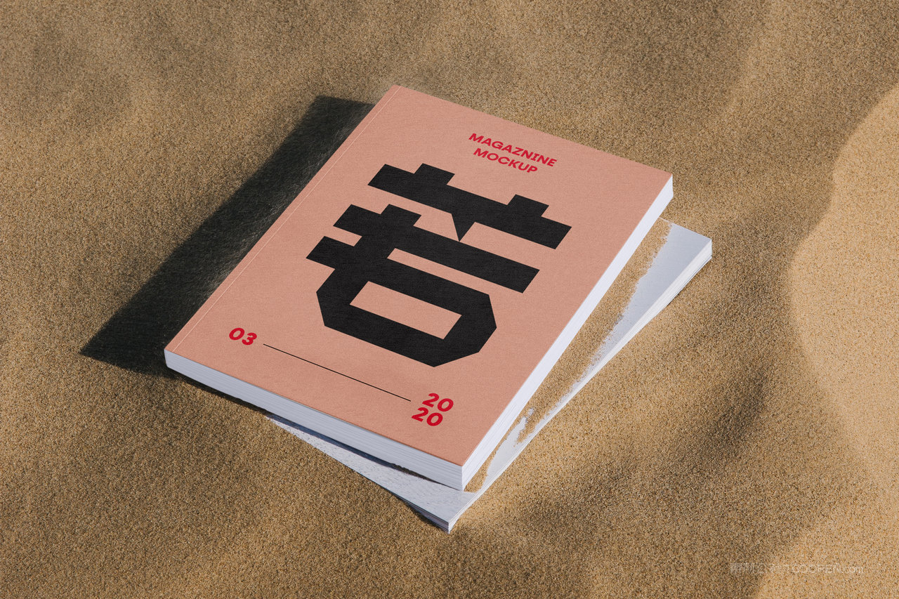 沙滩上的书籍画册封面贴图样机