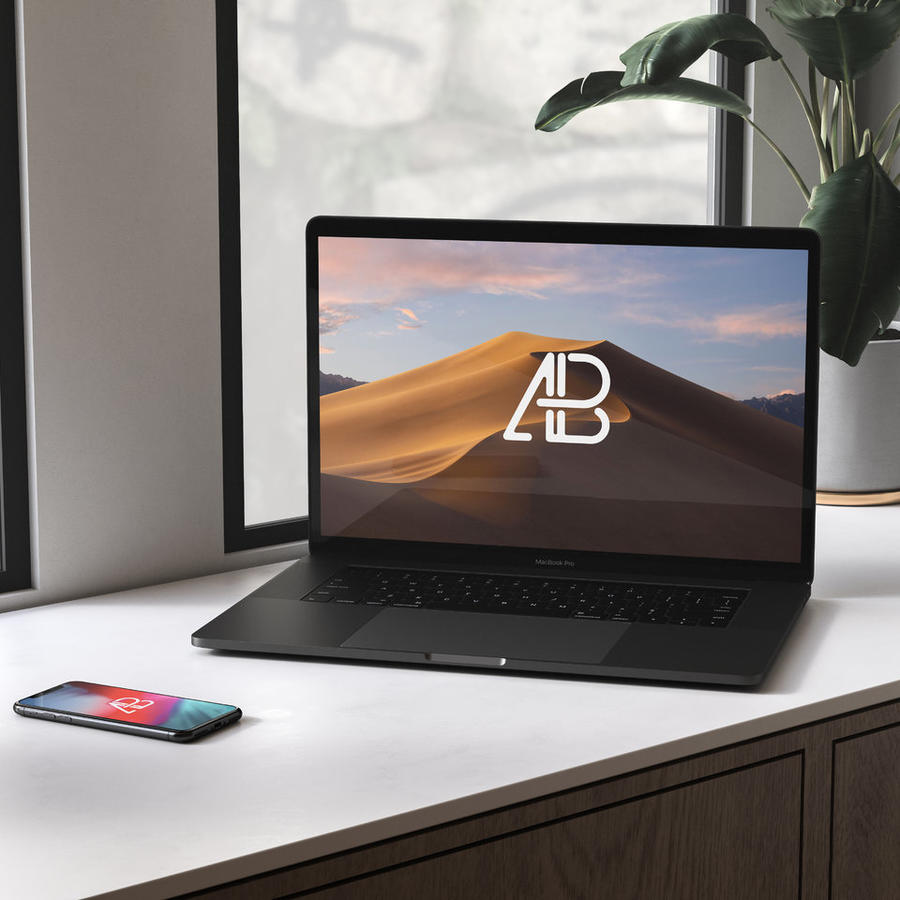 笔记本电脑和手机样机 iphone x 和 macbook pro 模型