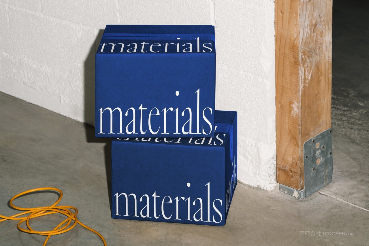 【2100期】实拍场景小众海报宣传单样机 (32)