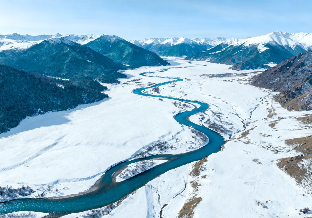 河流风景雪景唯美山水冬天冬季山峰